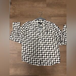 Banana Republic Black and Cream Geometric Blouse
